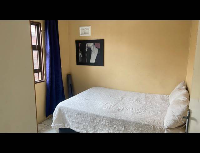 2 BEDROOM HOUSE TO LET IN MONTCLAIR